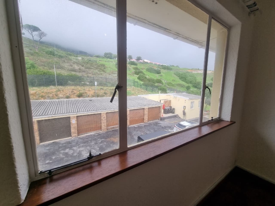 To Let 4 Bedroom Property for Rent in Camps Bay Western Cape
